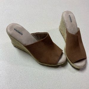 Sonoma Tan Suede Wedges